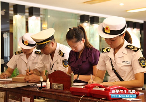 �����������ж�