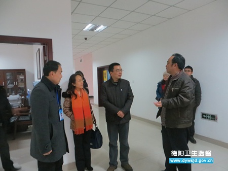 罗宗志看望慰问卫生监督员