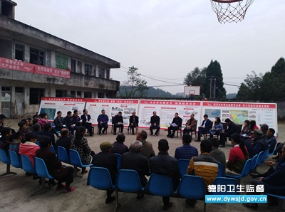 立足本职 常华互动 全力做好精准扶贫工作